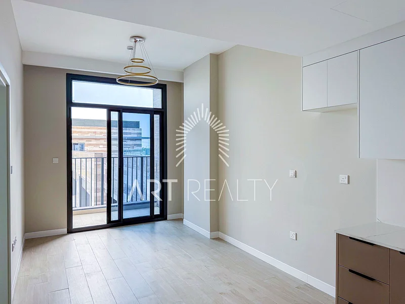 Vacant | Unfurnished | Community View63735671837058110
