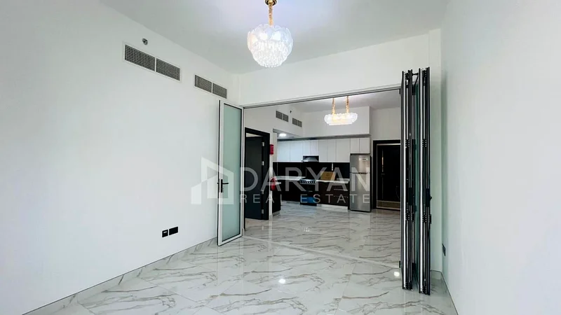 التصميم العلوي |  | واسع | عرض ساخن63992294857219111