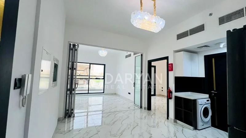 التصميم العلوي |  | واسع | عرض ساخن63992294857219110