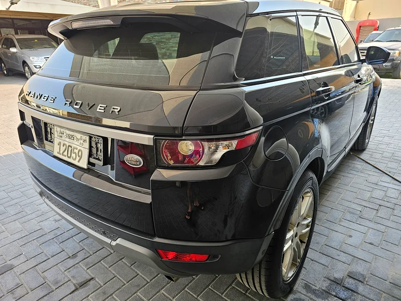 رَنج روڤر إيفوك 2015 بحالة جديدة تمامًا مواصفات الخليج مع سجل صيانة كامل63612088990081113