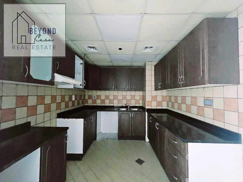 2BHK | Vacant Unit | Near Metro63654982910723111