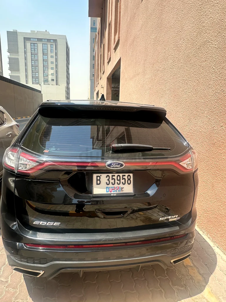 Ford edge full option63612082937730112