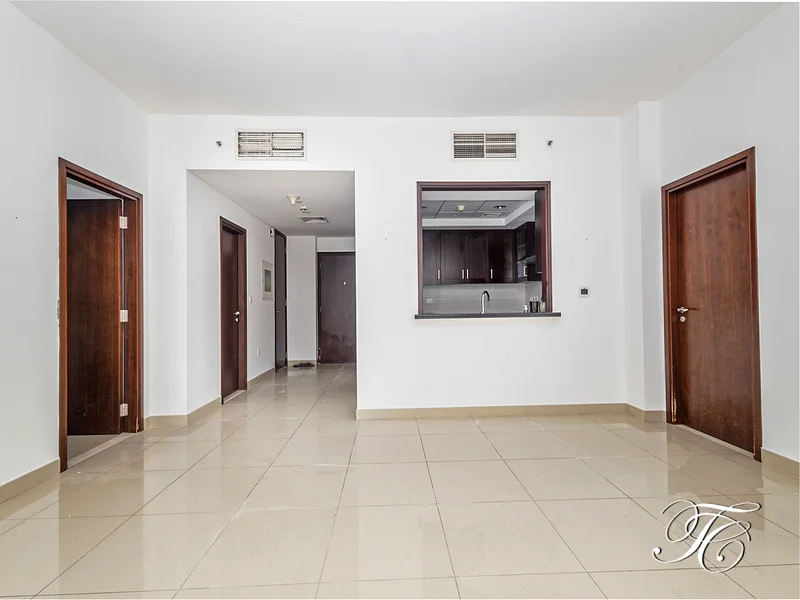 Exquisite | Corner Unit | Unfurnished | Vacant63770622865410111