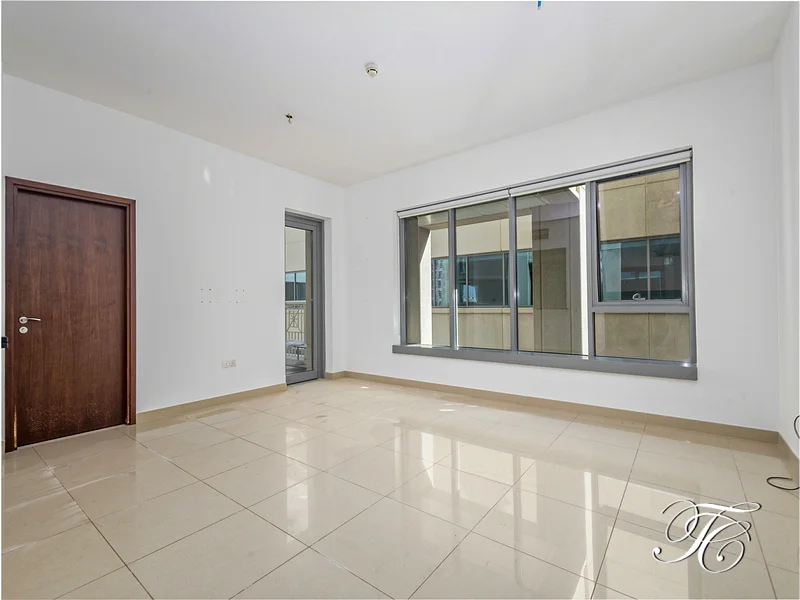 Exquisite | Corner Unit | Unfurnished | Vacant63770622865410112