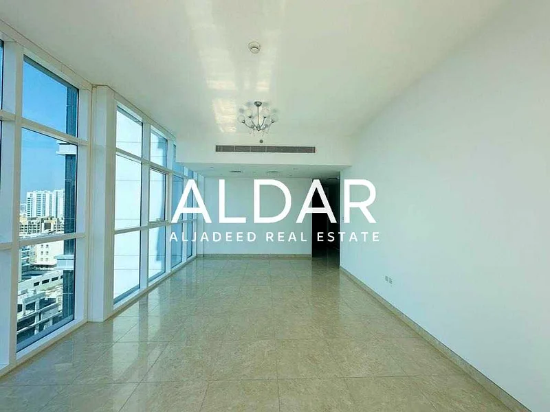 Spacious | Bright | Prime Location | Near Park63783431437698111