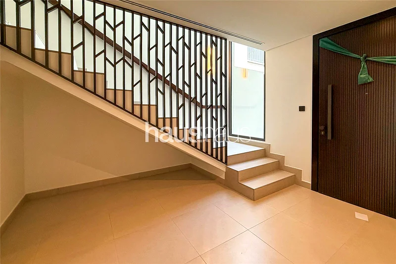 جديد بالكامل | مقابل المسبح والحديقة | مطبخ مفتوح63806918628611114