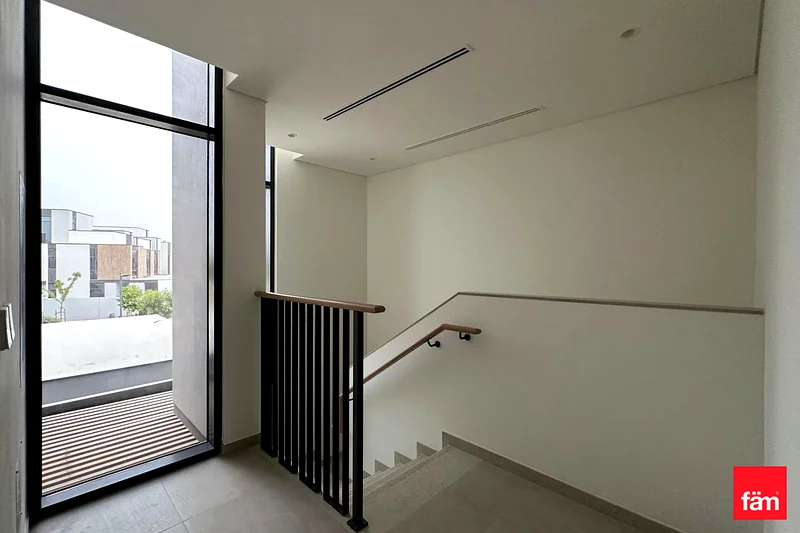 single row | facing green belt | Exclusive unit63732861099906113