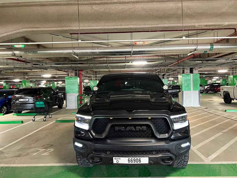 Ram Rebel 2023 GCC original paint  agency service full options63612063096579114