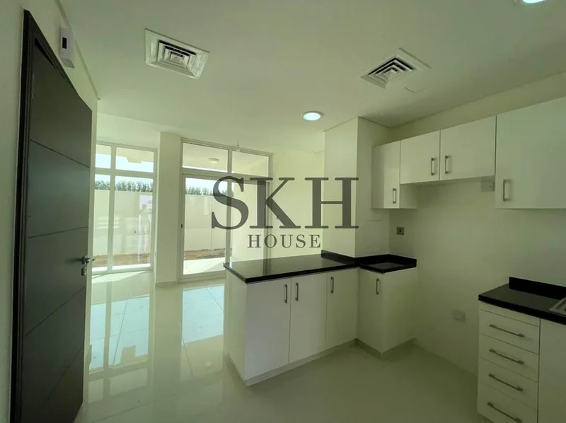 3BR Townhouse | Single Row | Spacious L-Shape Garden64003601513473111