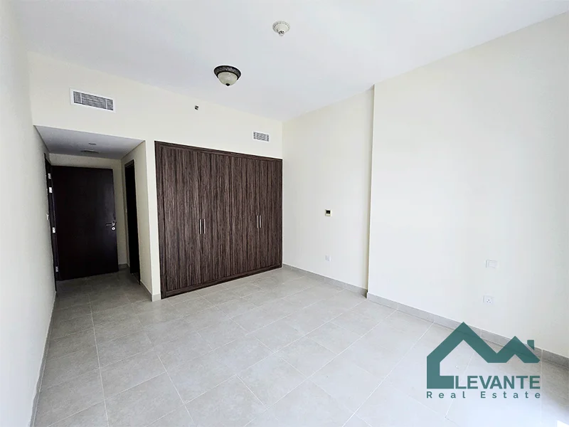 SPACIOUS 1BHK | COMMUNITY VIEW | PRIME LOCATION63728635796866113