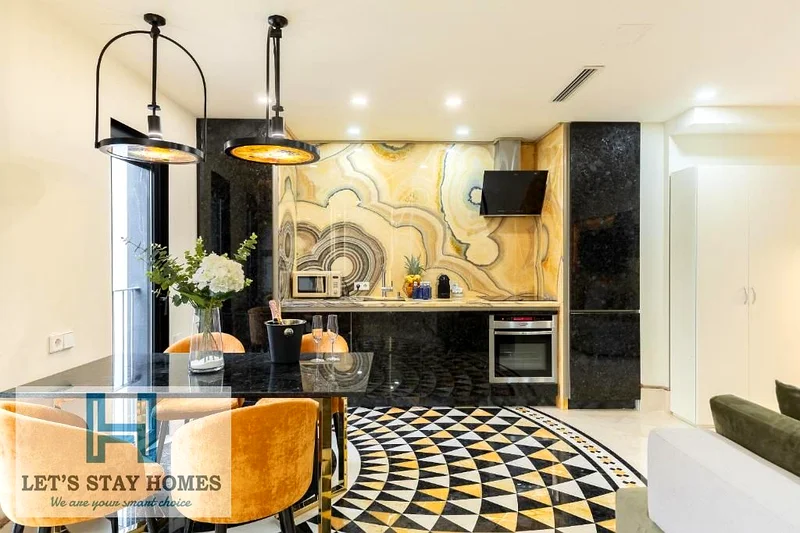 Spacious | One Bedroom | Kitchen | Near Metro | Access to Pool and Gym63828707597185113