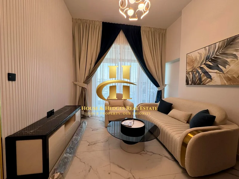 جديد بالكامل | مفروش بالكامل | احجز الآن63734067702403111