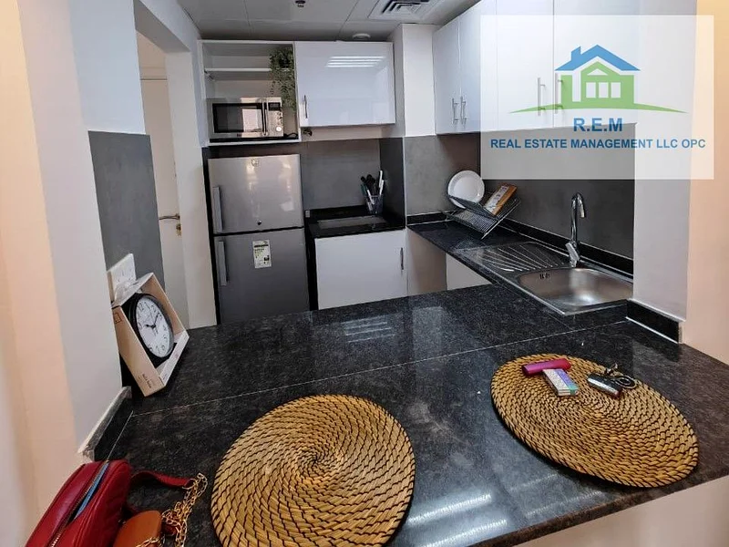 استوديو أنيق التصميم ومريح - بجودة فاخرة63813839382402114