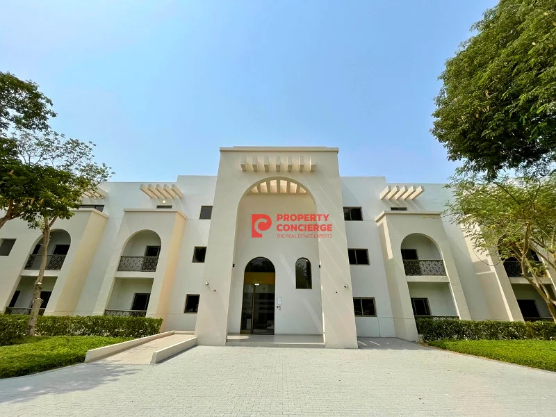 Elegant 1Bed | Semi Closed Kitchen | Ready To Move63725373076483110