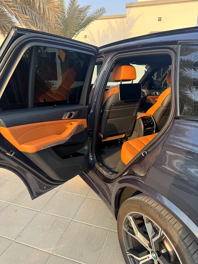BMW X5 40i63612445994115112