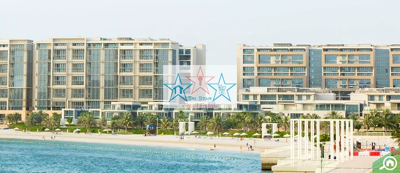 شقة فاخرة من غرفتي نوم واسعة مع خزائن مدمجة بالقرب من المترو ووسائل النقل العام63756679769602110