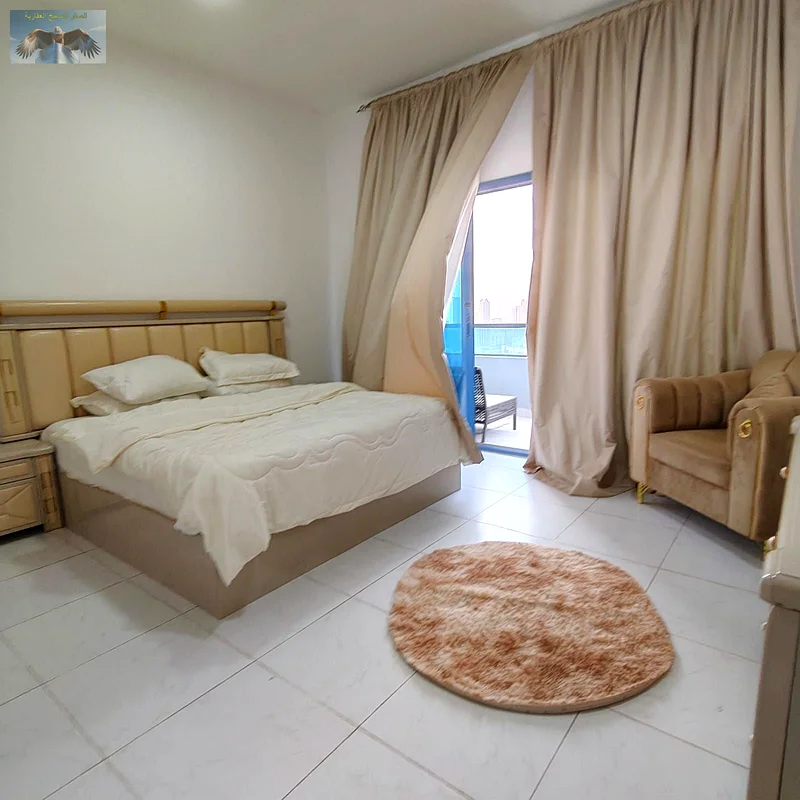 :  🛏️ 3 fully furnished bedrooms with high-quality finishes. 🛋️ Spacious living room perfect for family gatherings and entertaining guests. 🍳 Fully63810535355266114