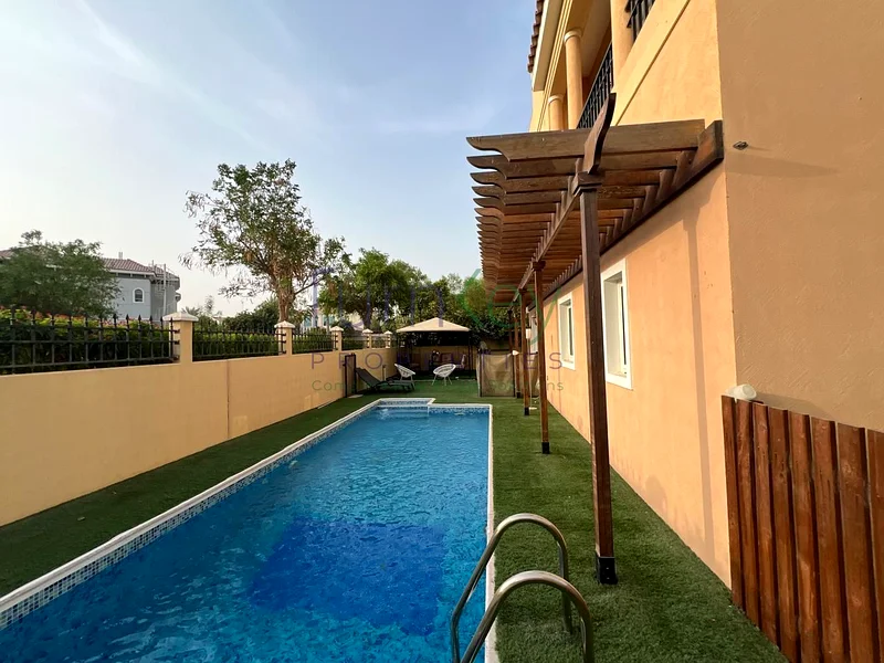 Upgraded Fully Furnished | 5 Bedrooms with Pool63726296626178112