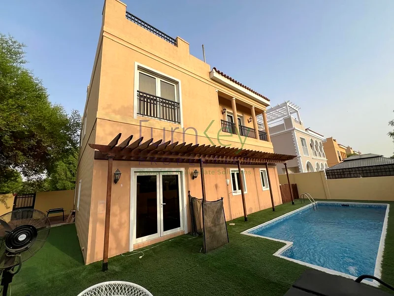 Upgraded Fully Furnished | 5 Bedrooms with Pool63726296626178110