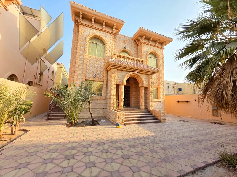 فيلا فاخرة بنهاية تشطيب سوبر ديلوكس للإيجار السنوي في موقع مميز - الروضة 2، عجمان63723190636547110