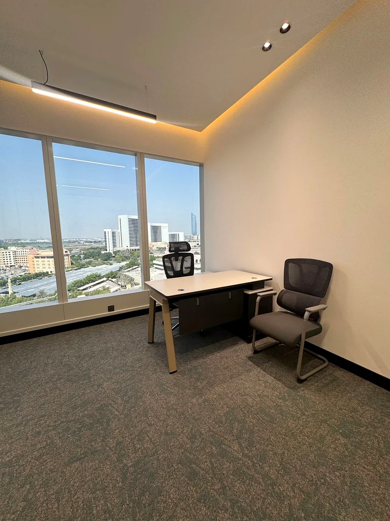 FULLY FITTED AND EQUIPPED OFFICES WITH BURJ KHALIFA! NEAR HEALTHCARE METRO STATION!63618207520643111