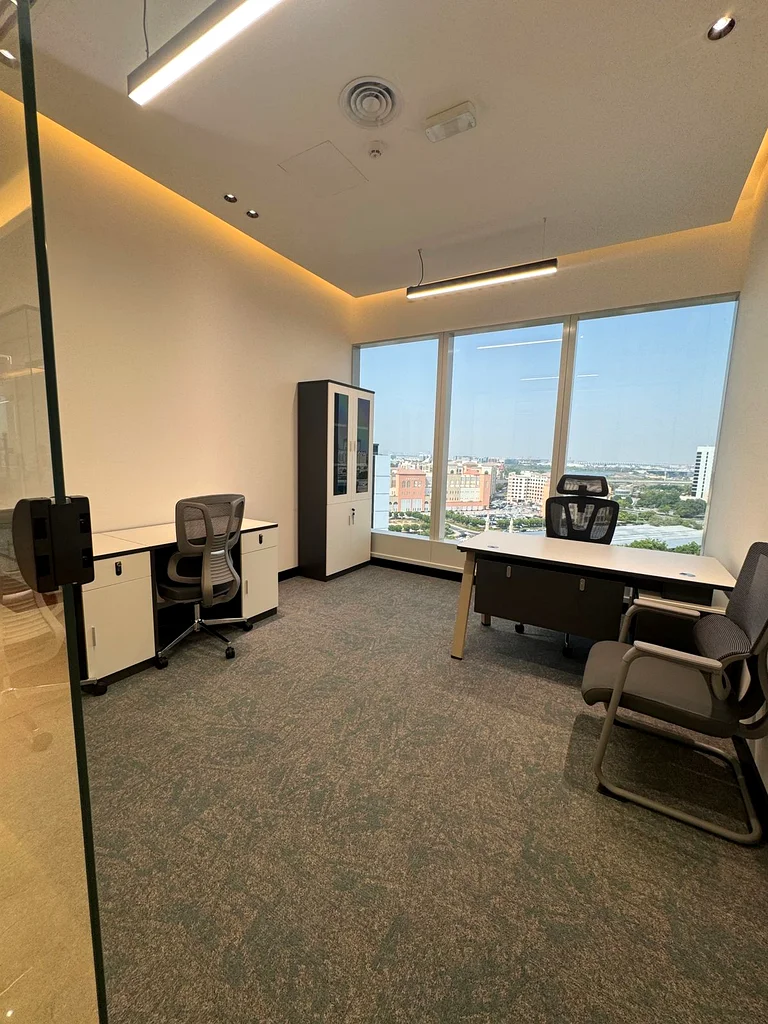 FULLY FITTED AND EQUIPPED OFFICES WITH BURJ KHALIFA! NEAR HEALTHCARE METRO STATION!63618207520643114