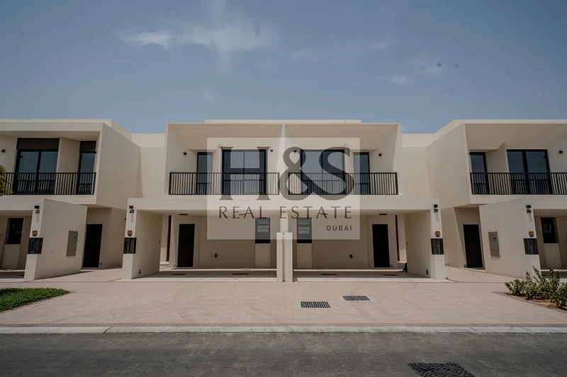Brand New  3Bed Townhouse | Single Row | Next to Entry Exit63951831137283110