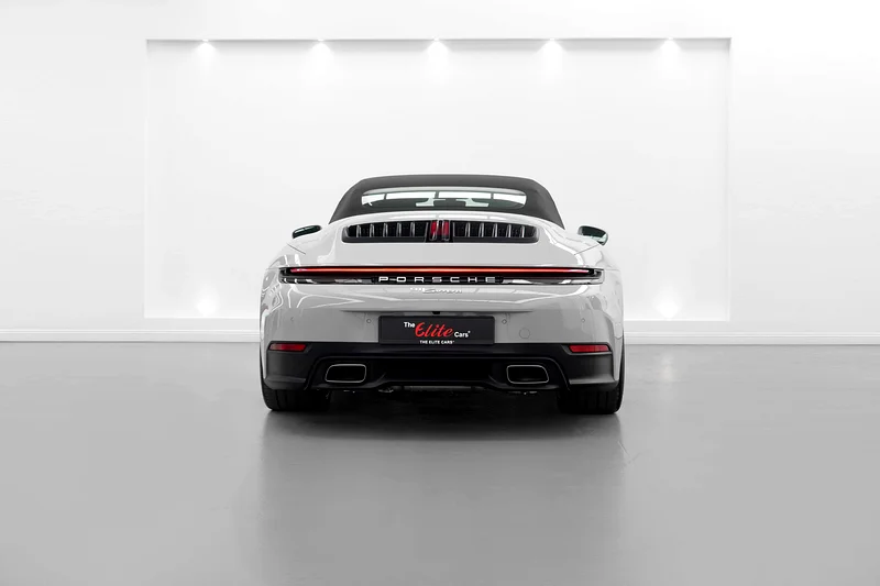 2025 PORSCHE 911 CARRERA CABRIOLET / GCC / LOW MILEAGE  / SOFT TOP CONVERTIBLE / DEALER WARRANTY63612076478083112