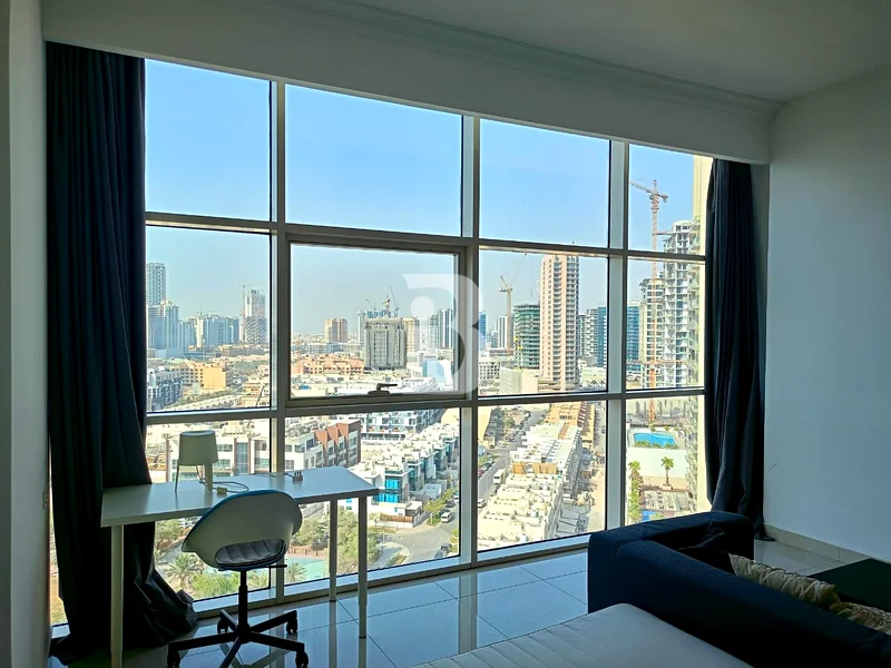 للإيجار عاجلاً | نوافذ زجاجية بالكامل | JVC63799234291202112