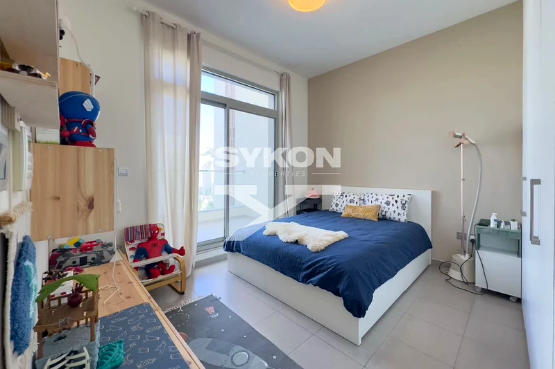 Spacious 4+1 BR Villa | Huge Plot | Near Amenities63727121373827112