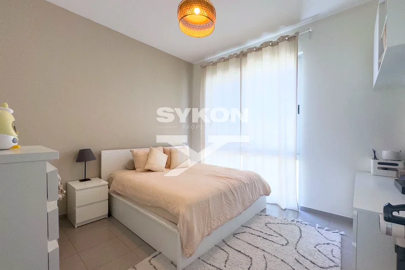 Spacious 4+1 BR Villa | Huge Plot | Near Amenities63727121373827113