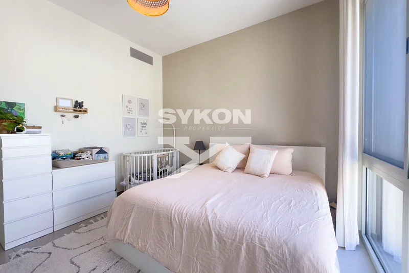 Spacious 4+1 BR Villa | Huge Plot | Near Amenities63727121373827114