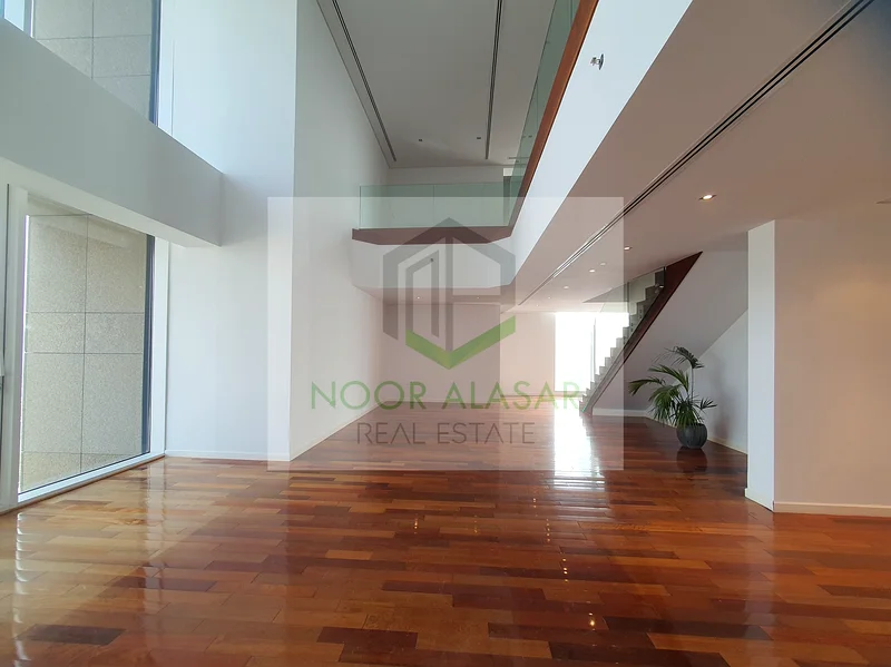 دوبلكس 3 غرف نوم خلف DIFC مع غرفة خادمة ومرافق حديثة63745179661057112