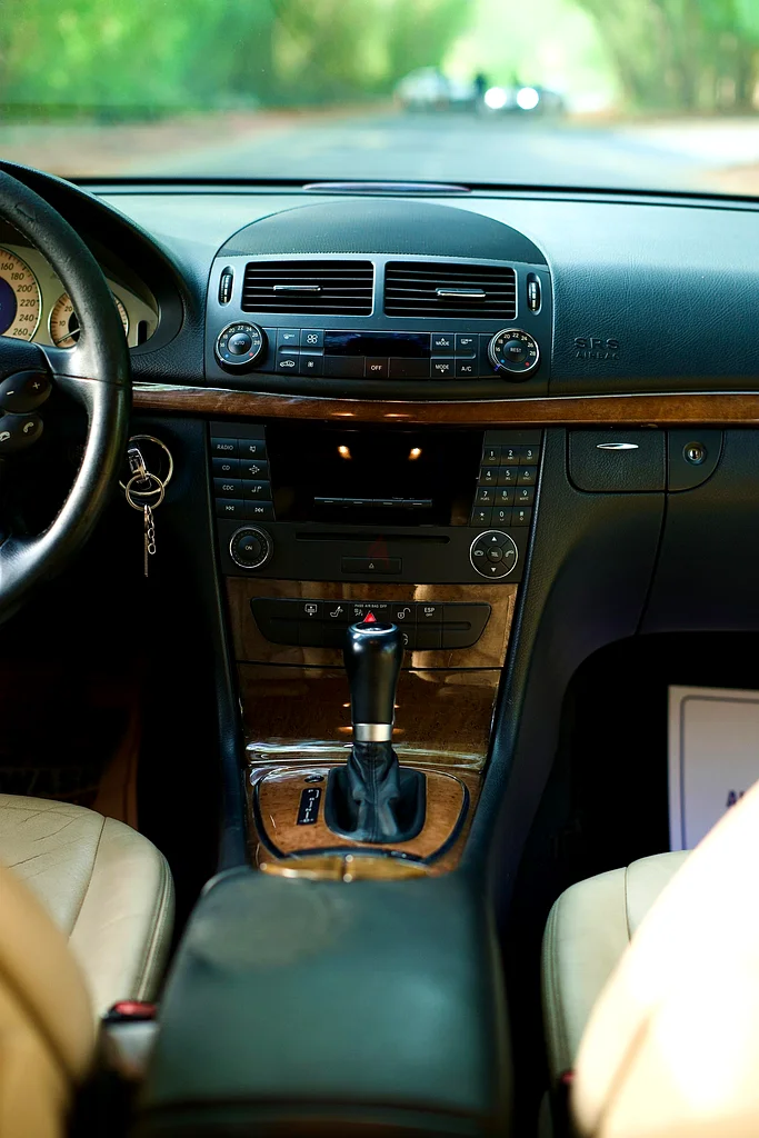 Mercedes-Benz E280 Avantgarde63613985579010111