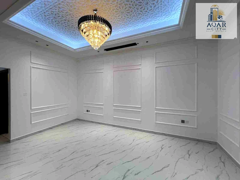** Strategic location near all services **  
   🔹 ** Ease of access to the main roads ** (for all services)  
   🔹 ** A quiet and family neighborhood provides privacy and comfort **63910866363010113