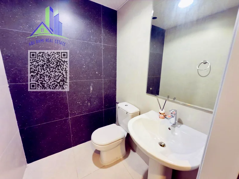شقة من غرفة نوم واحدة جديدة بالكامل بأثاث جديد في كورنيش عجمان63838457263234113