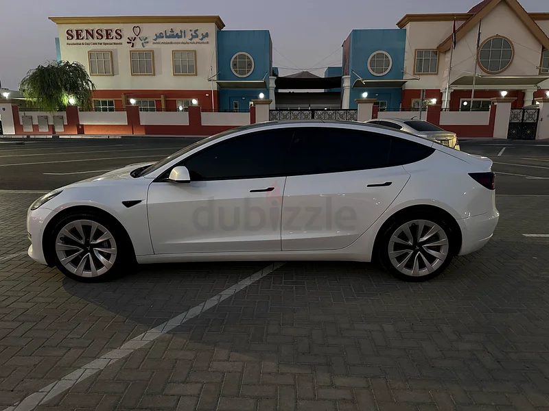 Tesla Model 3 - Long Range (Battery Under warranty) AWD - Dual Motor63612058886787111