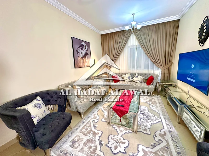 For monthly rent: 3 bedrooms and a hall in Al tawun with free internet63827763378307110