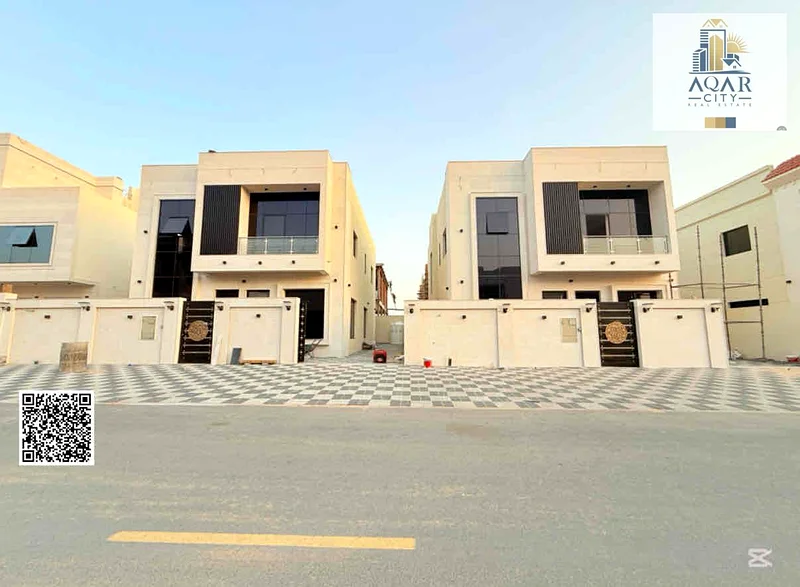 فيلا فاخرة بتصميم كلاسيكي في موقع ممتاز أمام مجمع أزها، وبسعر جيد جدًا. تبلغ مساحة الأرض 3230 قدمًا، وتحتوي على خمس غرف نوم رئيسية، كما توجد مناطق واسعة في63903506589443110