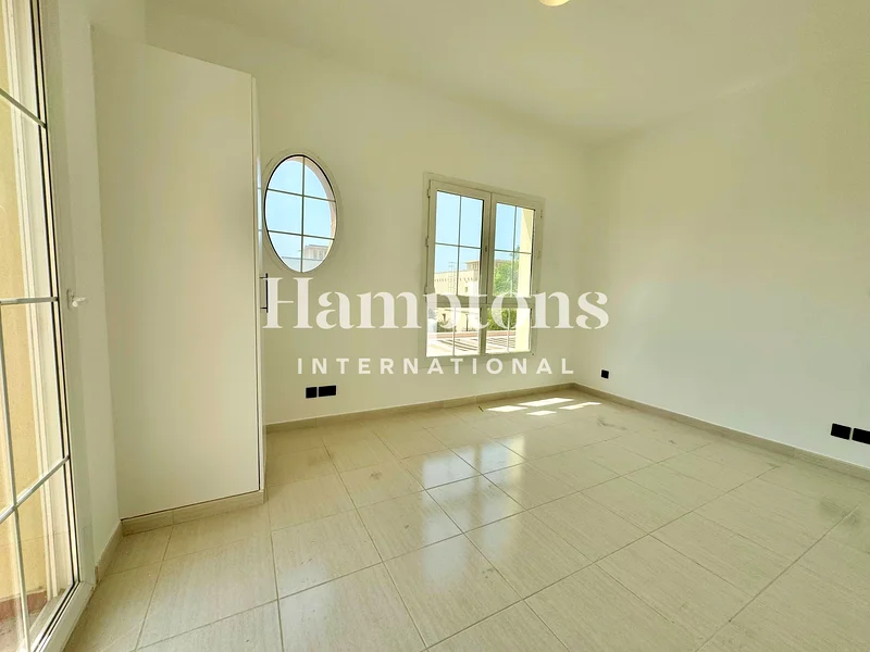 Lake View | Excusive | Multiple Options63922512678402113