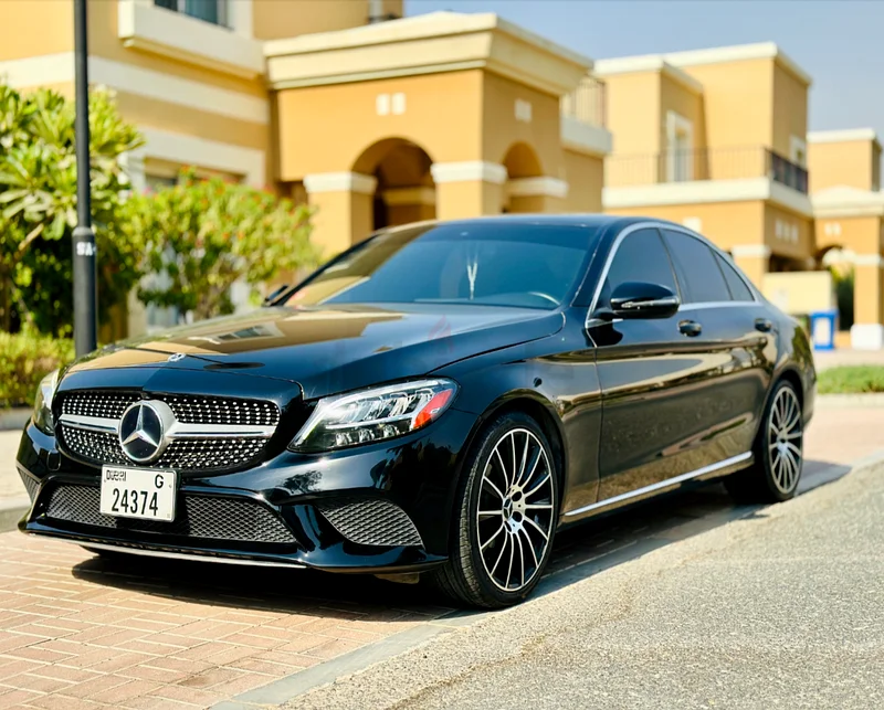 Mercedes-Benz C300 Very Clean from inside and outside63613134068225111