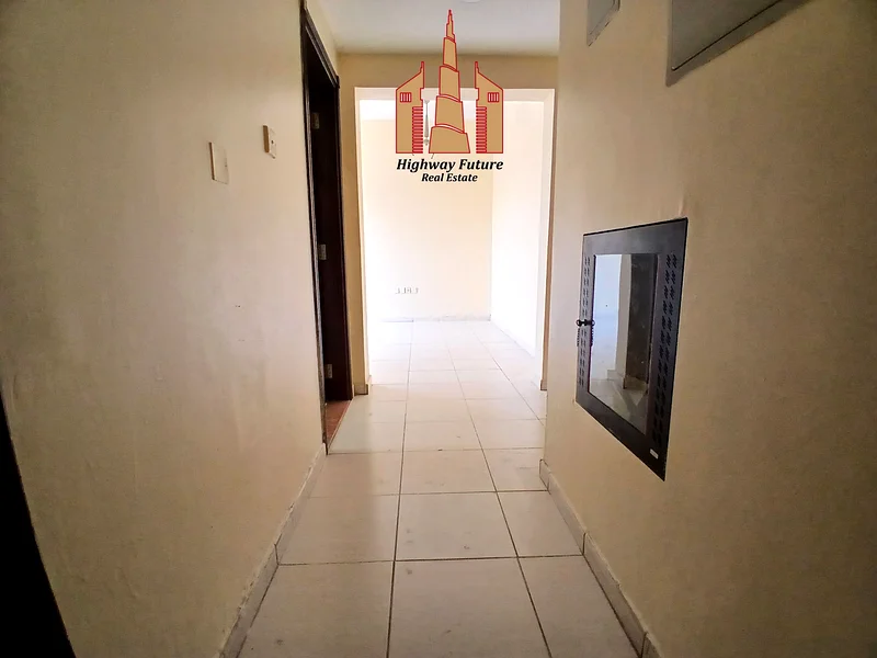 شقة بغرفة نوم واحدة مع شرفة لمدة شهر واحد مجانًا63703973696642111