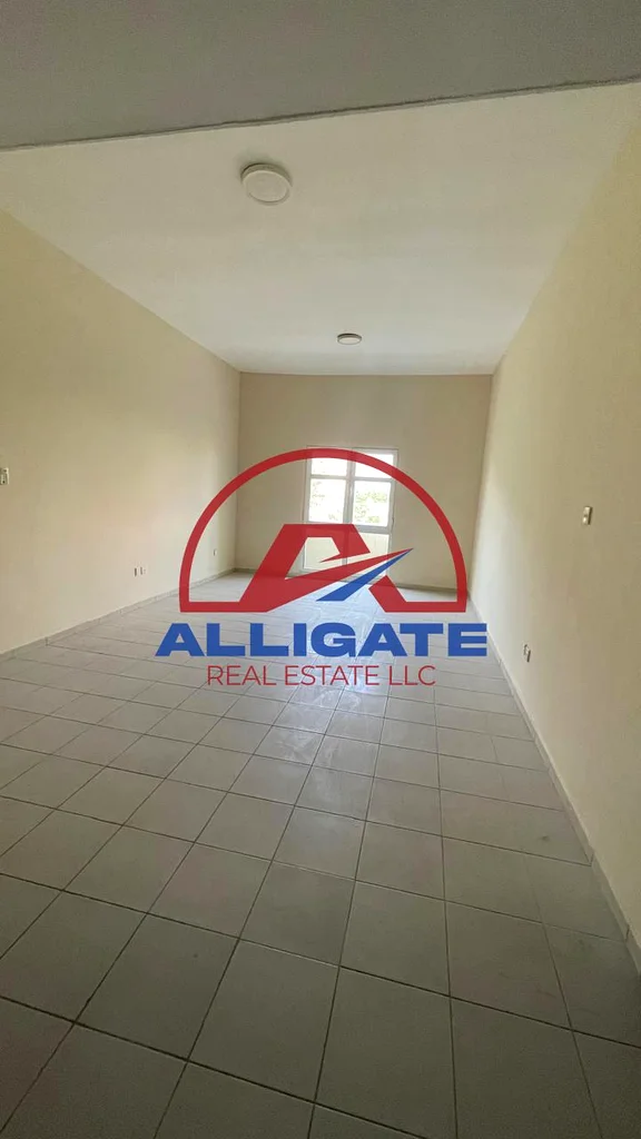 نوع غرفة نوم واحدة || حالة جيدة || بالقرب من محطة المترو ||63730794490627114
