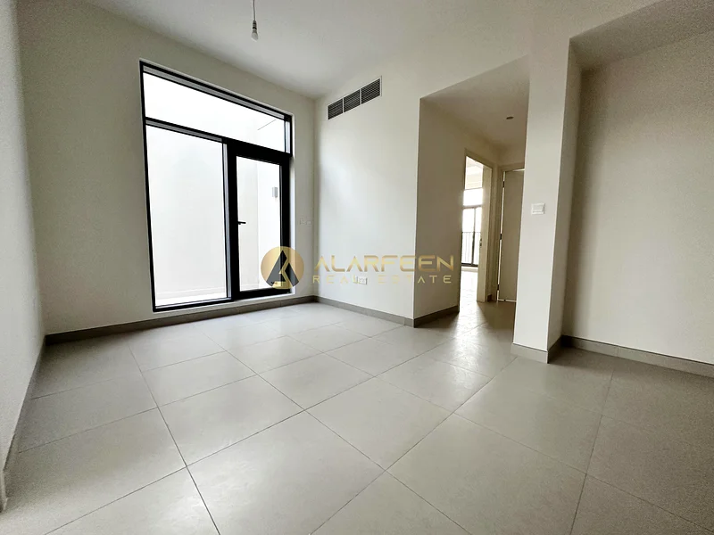 Single Row | Next To Spinneys | 3BR+Maid63751404797186111