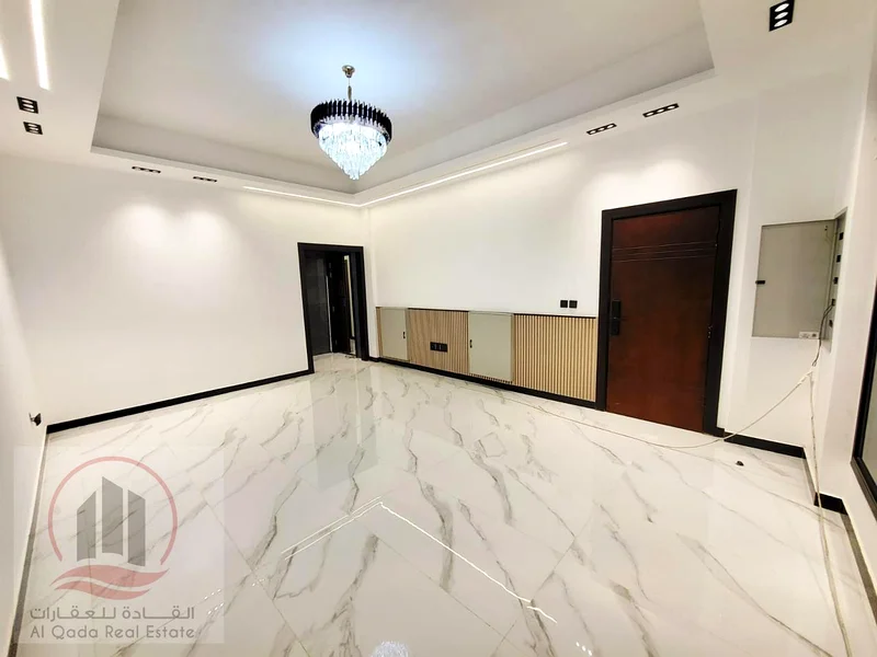 فيلا للبيع، شاملة رسوم التسجيل، في منطقة البحية، عجمان. 6 غرف نوم رئيسية، وصالة، وقاعة، وغرفة خادمة. ملكية تامة لجميع الجنسيات63881804742273113