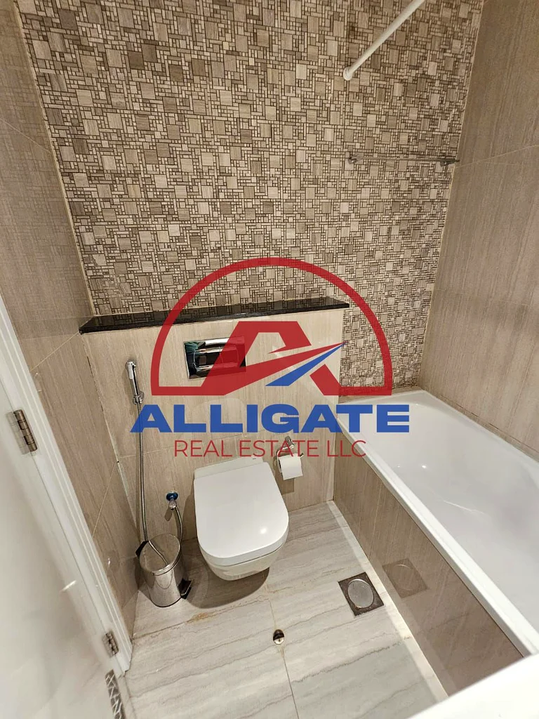 Fully Furnished / with Balcony / Good Condition /63778351231875114