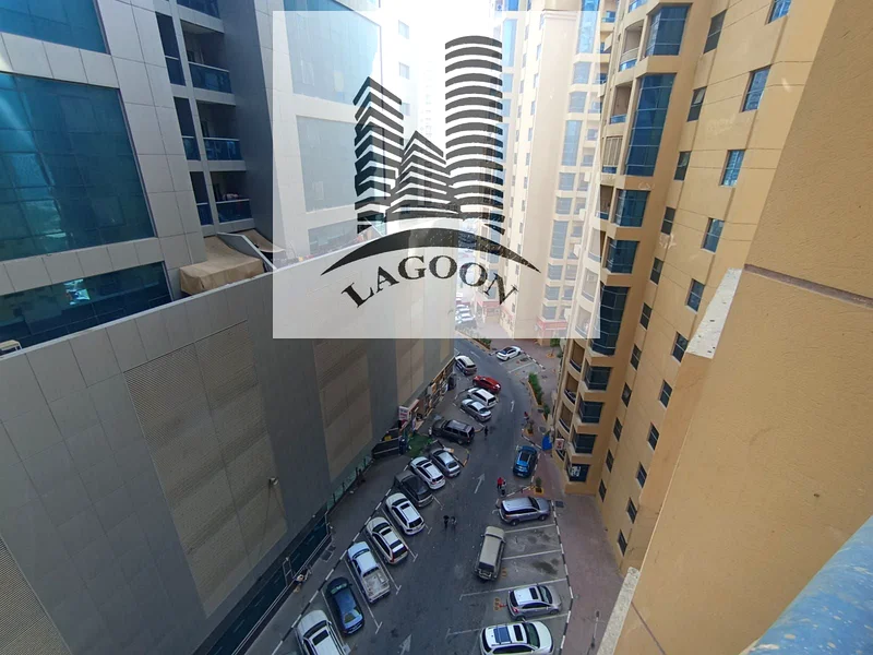"For Sale: 2BHK Apartment in Al Khore Towers | Vacant & Ready to Move"63870675897219111