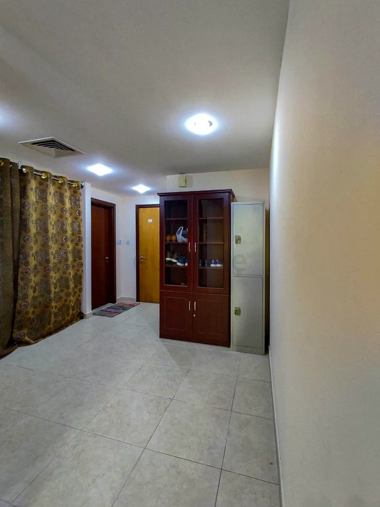 مساحة سرير تنفيذية متاحة - منطقة DCC63624879856515112
