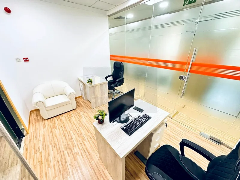 Amazing Office | Bank Account Assistance | Near to Metro Station63618207802243111