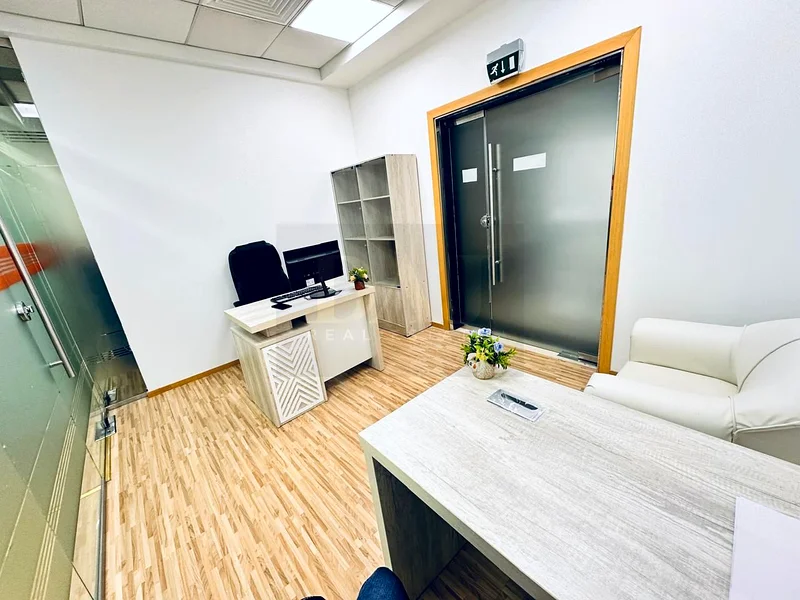 Amazing Office | Bank Account Assistance | Near to Metro Station63618207802243114